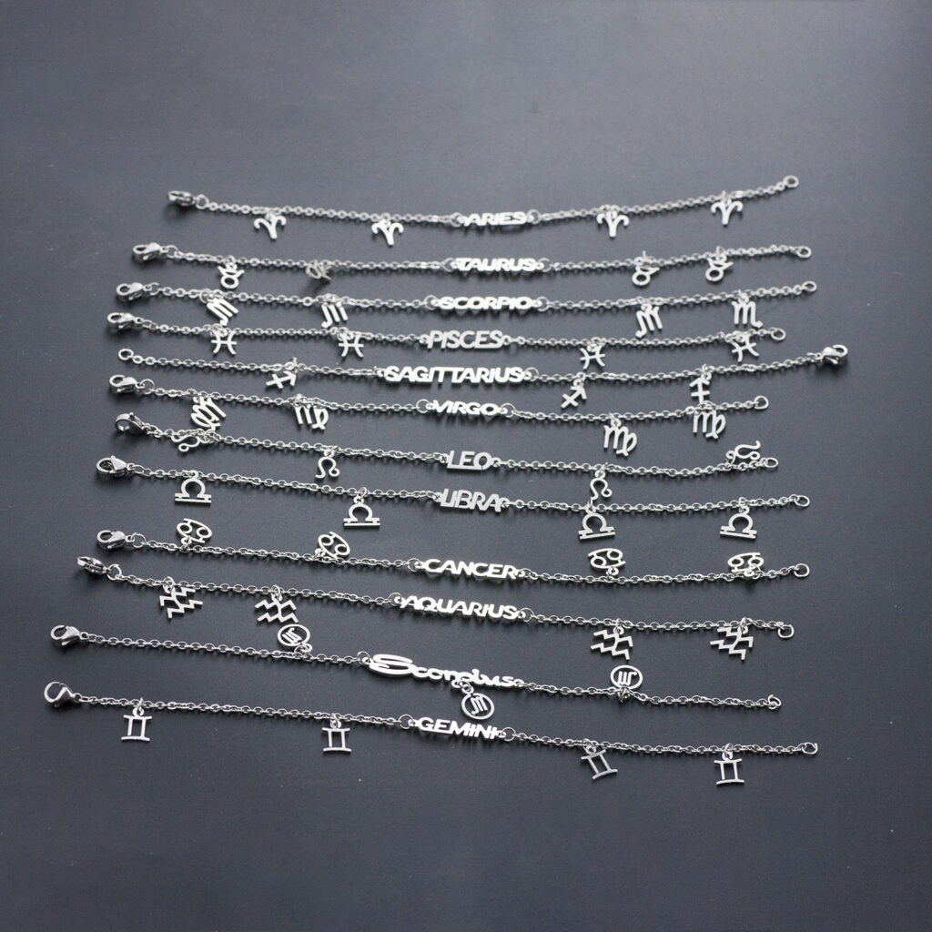 rang sức bạc theo 12 cung hoàng đạo không là những món phụ kiện đơn thuần mà còn mang trong mình ý nghĩa phong thủy sâu sắc. Với những gợi ý về trang sức bạc dành cho từng cung hoàng đạo, bạn có thể dễ dàng lựa chọn những mẫu thiết kế phù hợp giúp nổi bật phong cách và thu hút may mắn.