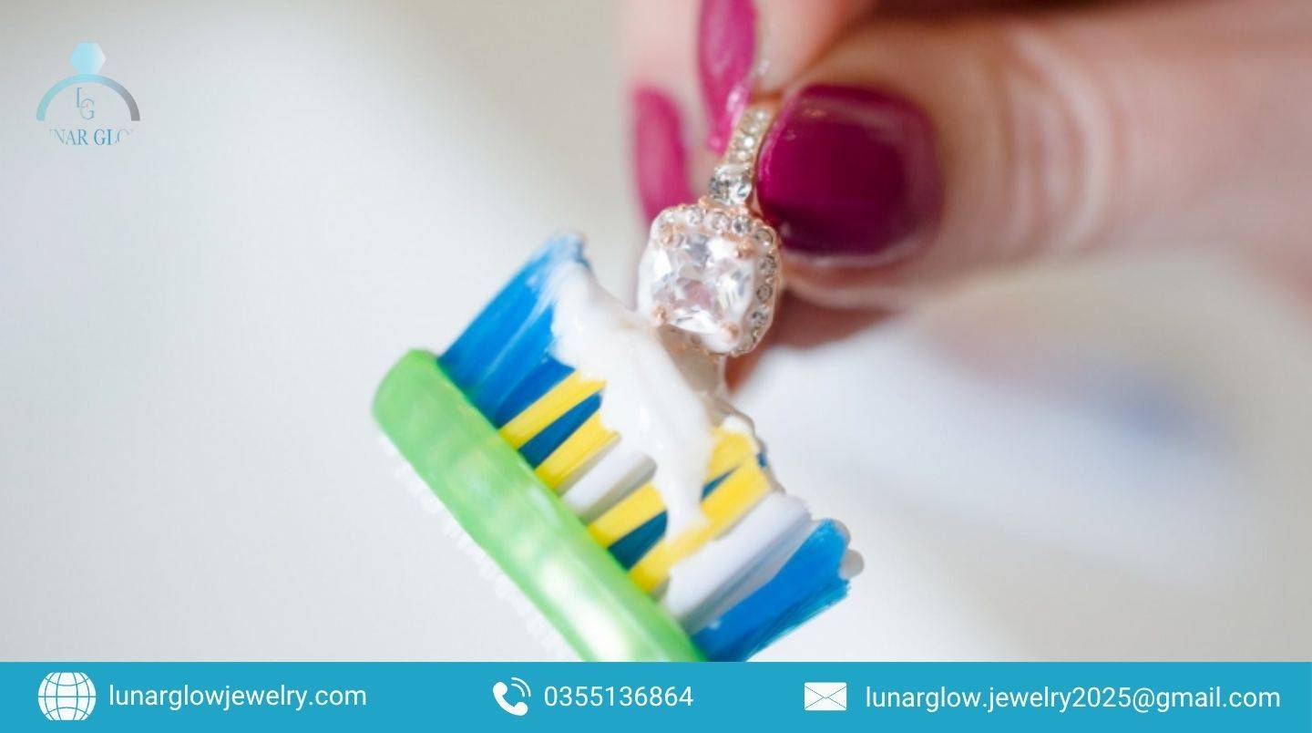 Nước rửa trang sức bạc Bí quyết giữ bạc luôn sáng như mới